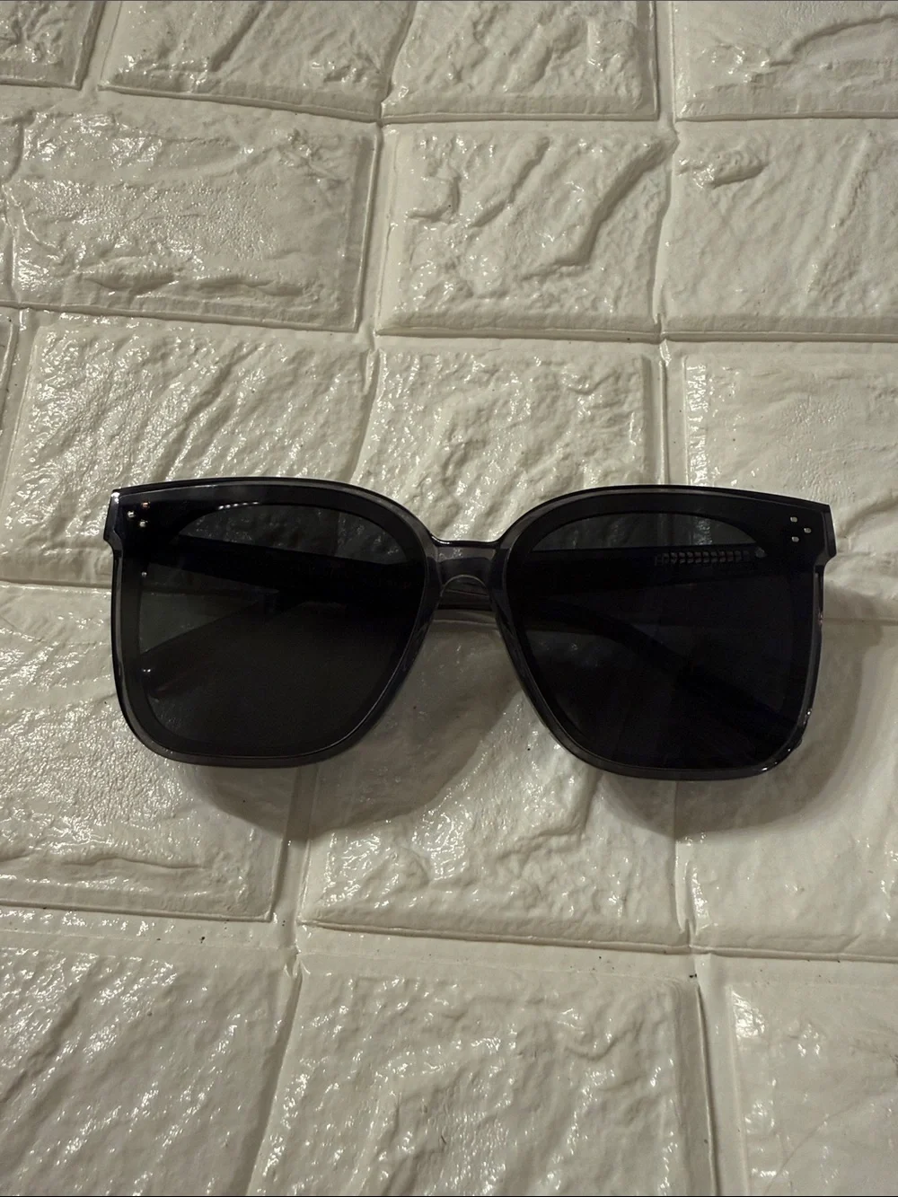 Gentle Monster Her Flatba Sunglasses